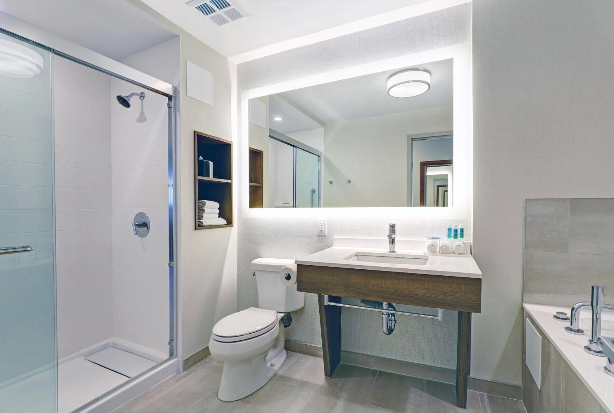 Holiday Inn Express Whitby Oshawa By Ihg Luaran gambar