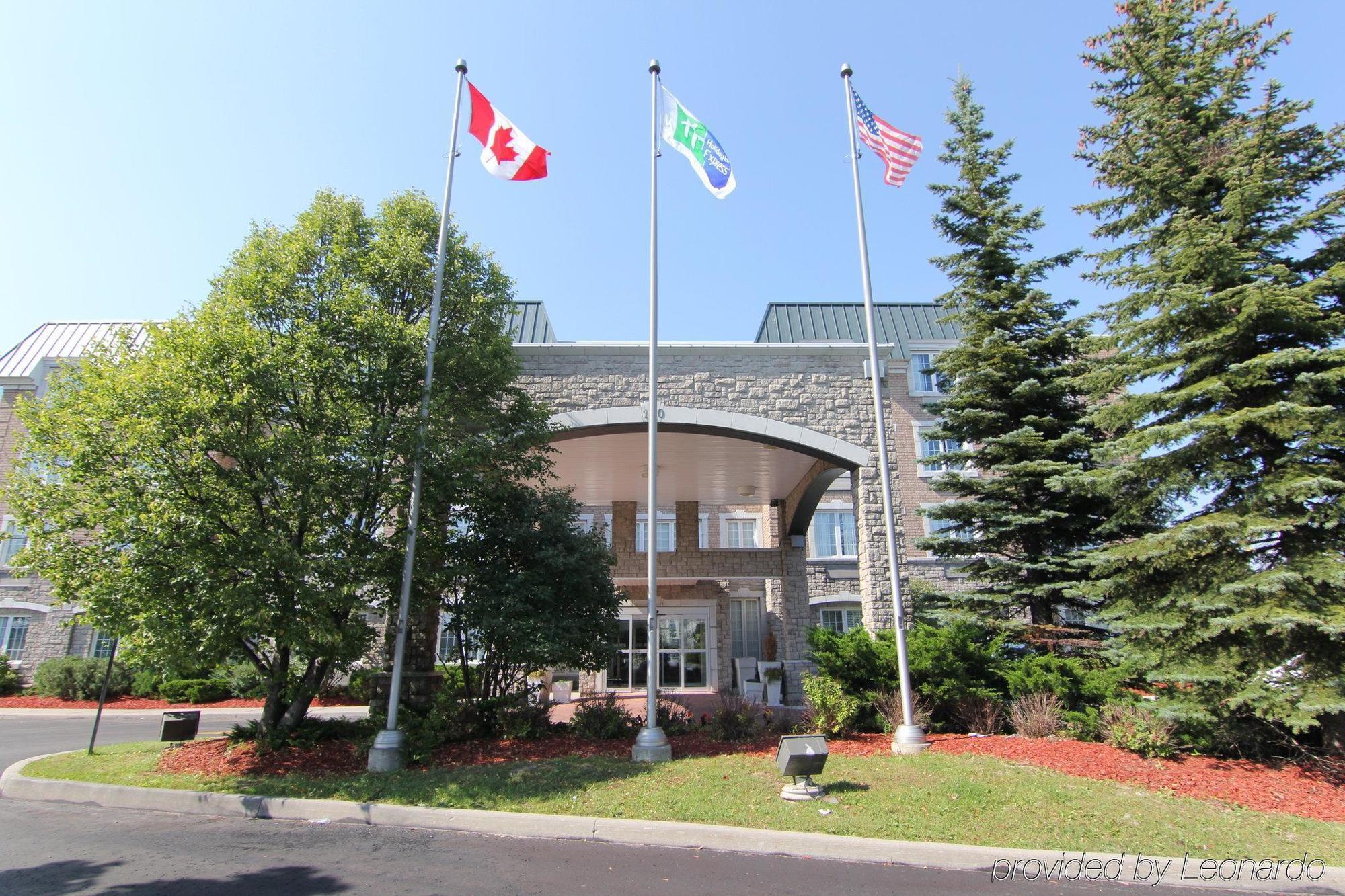 Holiday Inn Express Whitby Oshawa By Ihg Luaran gambar